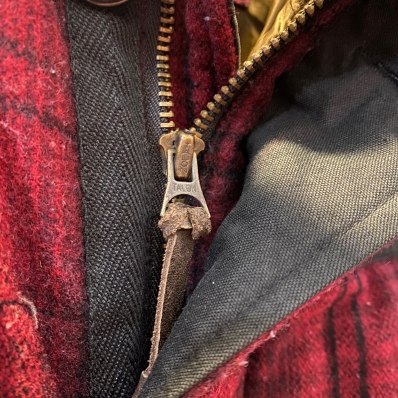 Eddie Bauer Yukon Buffalo Plaid Down Vest - Picture 7 of 14